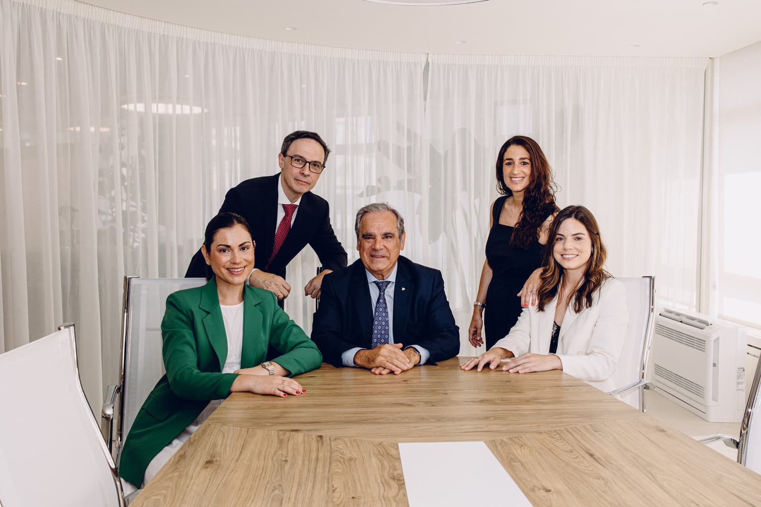 Equipo directivo del Colegio Oficial de Farmacéuticos de Cantabria